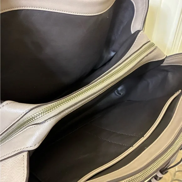 COACH Brooklyn Carryall Turnlock Shoulder Hand 2way Bag Leather BEIGE NWOT - Picture 8 of 16